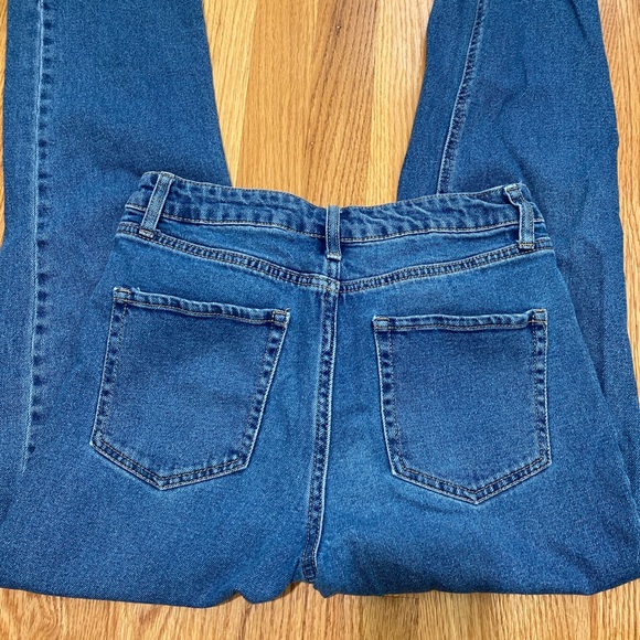 Jeans - Picture 2 of 2